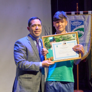 Licenciatura-2025-00103